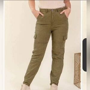 Black Tape Olive Green Cargo Pants Size 18 CB165